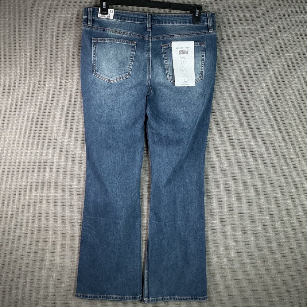 Almost Famous Womens Size 13 Blue Mid-Rise Bootcut Jeans Denim Distressed Look - Picture 2 of 11
